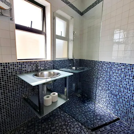 شقة V86 - The 2 Bedroom Spot *